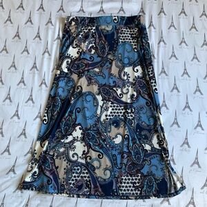 LAURA PETITES BLUE AND WHITE PATTERNED LONG SKIRT WOMENS SIZE M